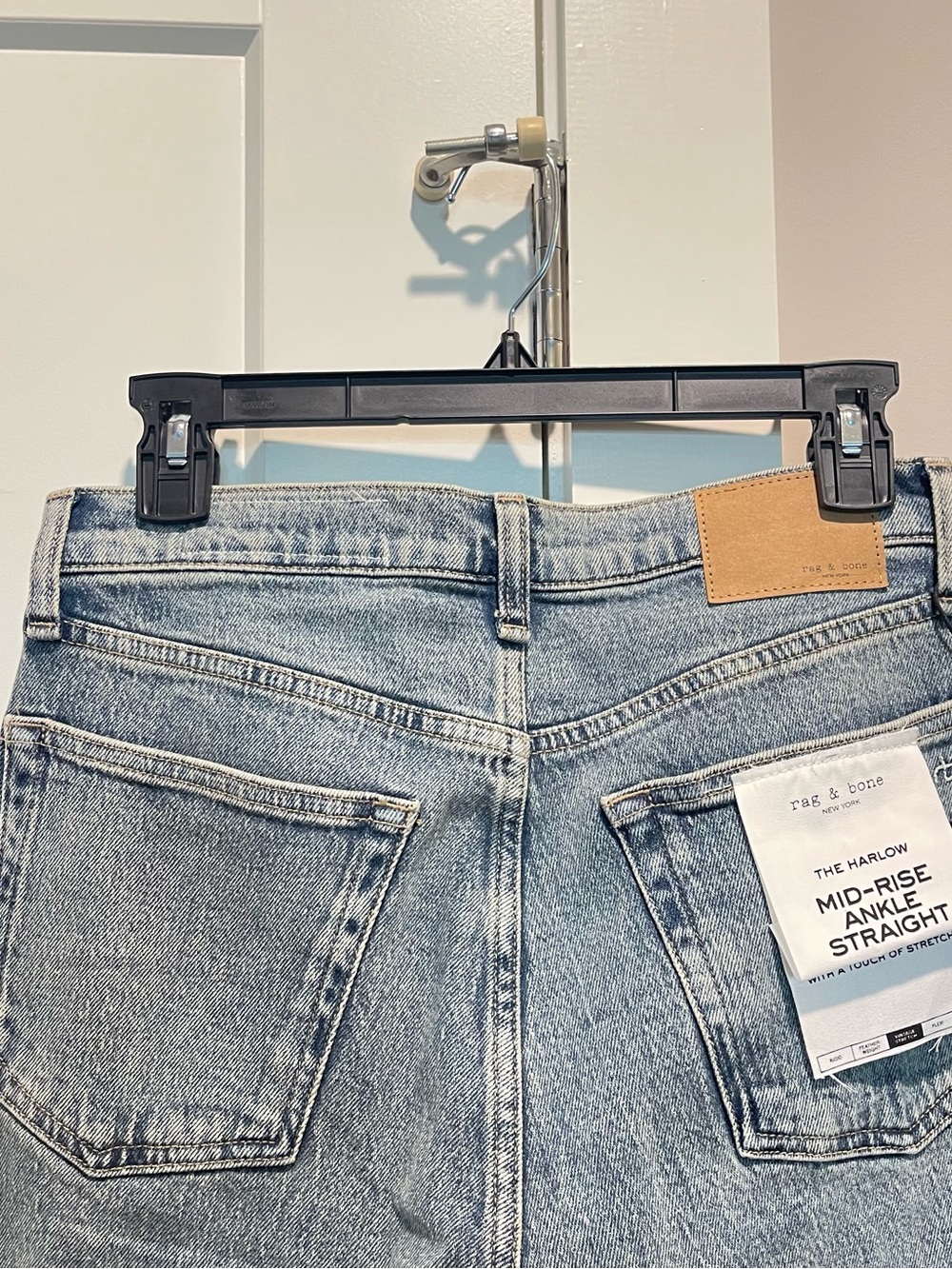 rag & bone Harlow Mid-Rise Ankle Straight Jeans - Picture 6 of 9